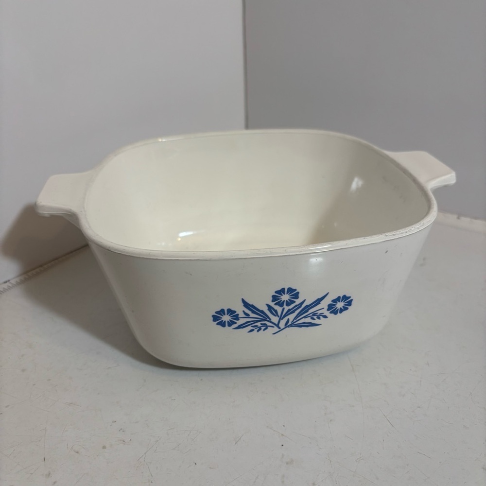 🇨🇦 Vintage Corningware blue cornflower small square casserole baking dish 56 oz